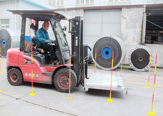 公司舉辦2019年叉車工技能競(jìng)賽